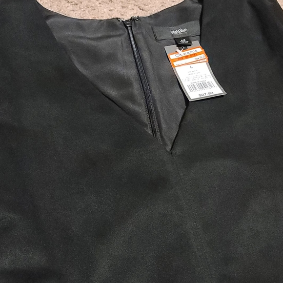 Women Black (Suede Like) V Neck Dress - Picture 3 of 5